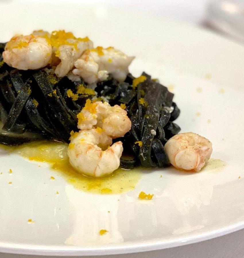Ristorante Hotel Lucia - 100 Mt Dal Mare Giulianova Eksteriør bilde